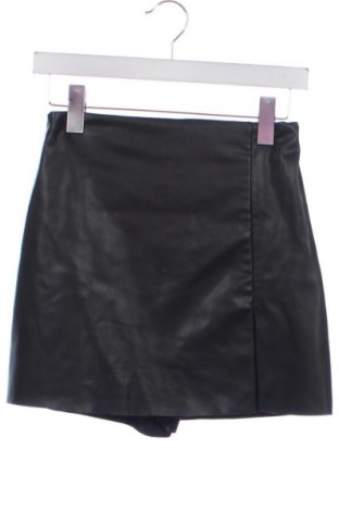Dámské kraťasy  Zara, Velikost XS, Barva Černá, Cena  253,00 Kč