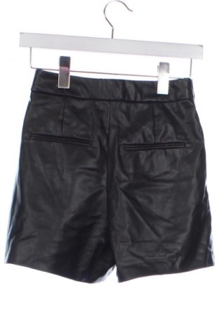 Дамски къс панталон Zara, Размер XS, Цвят Черен, Цена 20,01 лв.