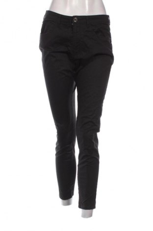 Dámské kalhoty  Armani Jeans, Velikost M, Barva Černá, Cena  1 429,00 Kč