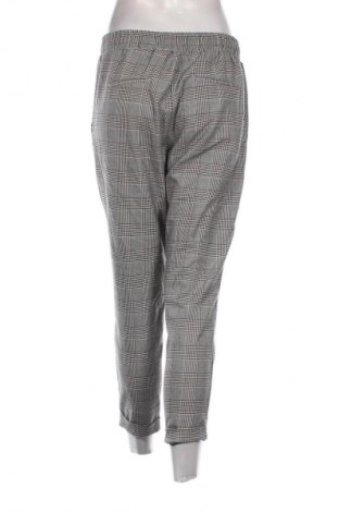 Damenhose Bershka, Größe L, Farbe Mehrfarbig, Preis 14,99 €