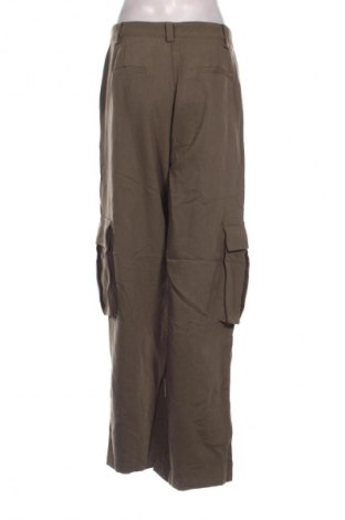 Dámske nohavice DISSH, Veľkosť M, Farba Zelená, Cena  81,95 €