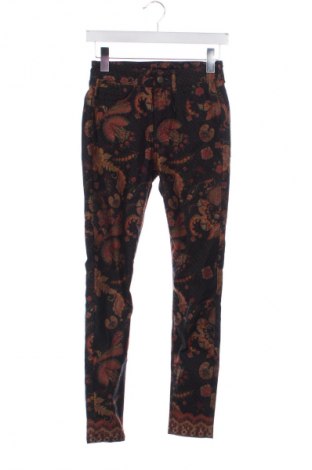 Дамски панталон Desigual, Размер S, Цвят Многоцветен, Цена 117,99 лв.