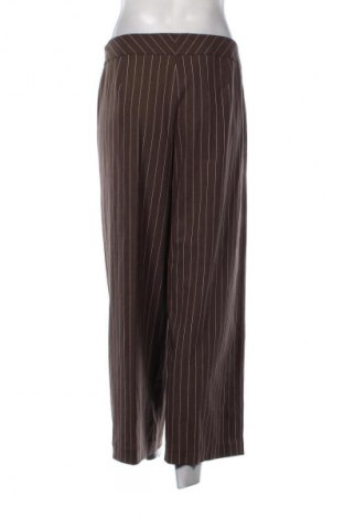 Damenhose Escada, Größe L, Farbe Mehrfarbig, Preis 303,18 €