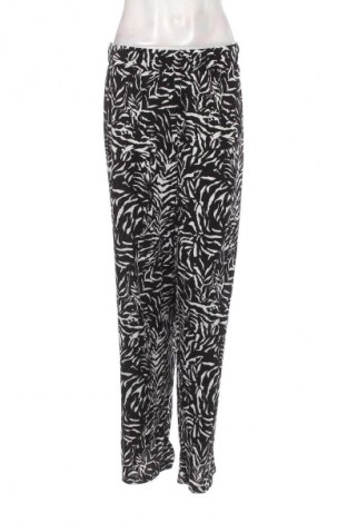 Damenhose F&F, Größe XL, Farbe Mehrfarbig, Preis 13,99 €