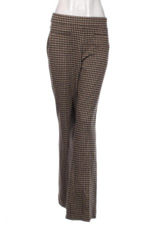 Дамски панталон Gerry Weber, Размер L, Цвят Многоцветен, Цена 117,99 лв.
