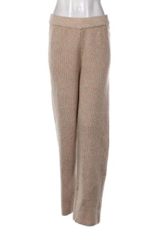 Дамски панталон LeGer By Lena Gercke X About you, Размер L, Цвят Бежов, Цена 40,99 лв.