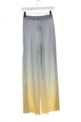 Pantaloni de femei Reserved, Mărime XS, Culoare Multicolor, Preț 76,99 Lei
