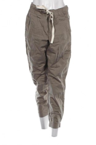Pantaloni de femei Sussan, Mărime XL, Culoare Verde, Preț 141,99 Lei