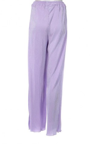 Damenhose Unbranded, Größe M, Farbe Lila, Preis € 9,99