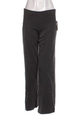 Pantaloni de femei Unbranded, Mărime M, Culoare Gri, Preț 100,99 Lei