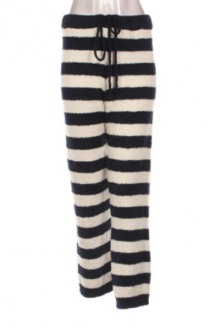 Pantaloni de femei Uniqlo, Mărime L, Culoare Multicolor, Preț 129,99 Lei