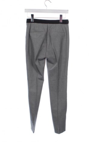 Pantaloni de femei Zara, Mărime XS, Culoare Gri, Preț 46,99 Lei