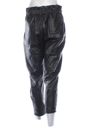 Pantaloni de femei Zara, Mărime M, Culoare Negru, Preț 81,71 Lei