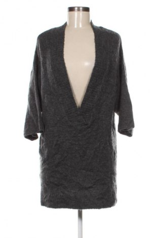 Damenpullover Gina Tricot, Größe M, Farbe Grau, Preis € 13,80