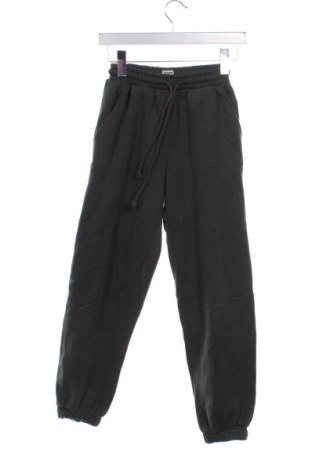 Дамско спортно долнище Cotton On, Размер XXS, Цвят Зелен, Цена 29,99 лв.