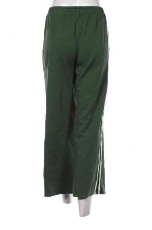 Damskie spodnie sportowe Feather+Noise, Rozmiar M, Kolor Zielony, Cena 111,99 zł
