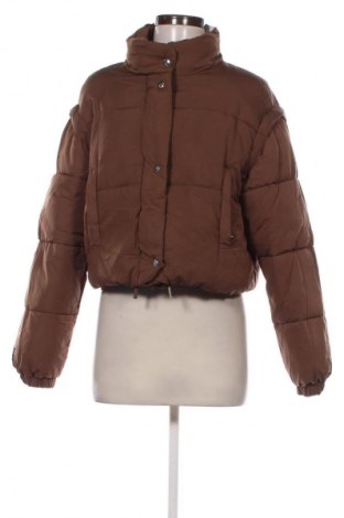 Geacă de femei Bershka, Mărime M, Culoare Maro, Preț 169,99 Lei