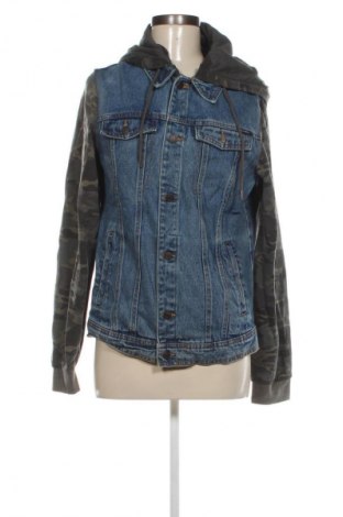 Dámská bunda  Pull&Bear, Velikost M, Barva Vícebarevné, Cena  629,00 Kč