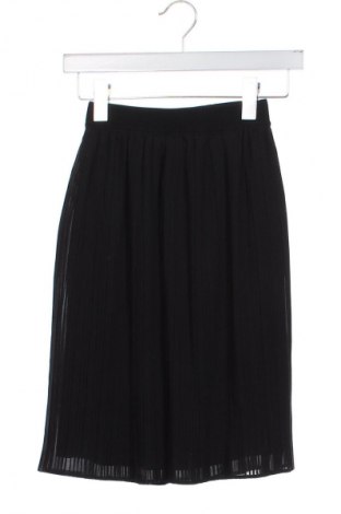 Kinderrock Lindex, Größe 7-8y/ 128-134 cm, Farbe Schwarz, Preis 6,99 €