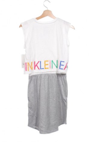 Детска рокля Calvin Klein Jeans, Размер 12-13y/ 158-164 см, Цвят Многоцветен, Цена 92,98 лв.