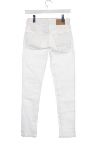 Детски дънки Zara, Размер 11-12y/ 152-158 см, Цвят Бял, Цена 18,99 лв.