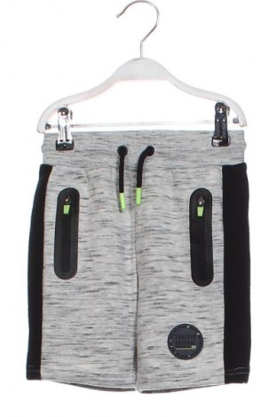 Kinder Shorts Primark, Größe 3-4y/ 104-110 cm, Farbe Mehrfarbig, Preis 7,16 €