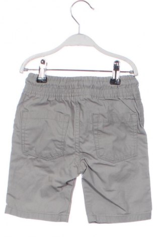 Kinder Shorts Unbranded, Größe 4-5y/ 110-116 cm, Farbe Grau, Preis 7,16 €