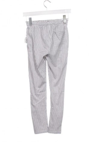 Kinderhose C&A, Größe 8-9y/ 134-140 cm, Farbe Mehrfarbig, Preis 10,75 €