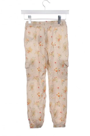 Παιδικό παντελόνι LC Waikiki, Μέγεθος 8-9y/ 134-140 εκ., Χρώμα Πολύχρωμο, Τιμή 8,99 €