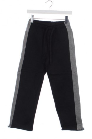 Gyerek sport szett Nova, Méret 7-8y / 128-134 cm, Szín Sokszínű, Ár 16 739 Ft