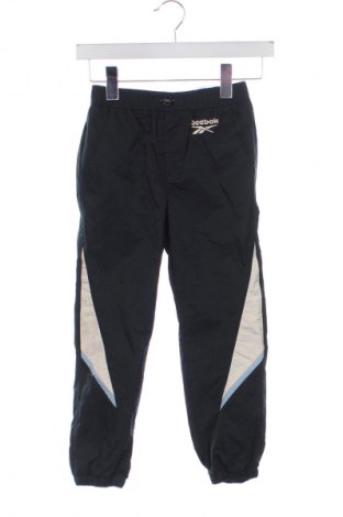 Детско спортно долнище Reebok, Размер 5-6y/ 116-122 см, Цвят Сив, Цена 22,99 лв.
