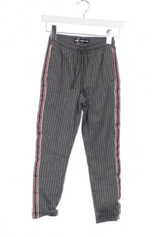 Παιδική κάτω φόρμα Unbranded, Μέγεθος 6-7y/ 122-128 εκ., Χρώμα Πολύχρωμο, Τιμή 12,68 €