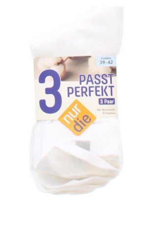 Σύνολο Nur Die, Μέγεθος M, Χρώμα Λευκό, Τιμή 7,99 €