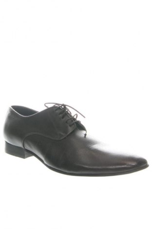 Мъжки обувки Clarks, Размер 44, Цвят Кафяв, Цена 153,41 лв.
