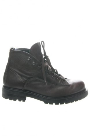 Herrenschuhe Zara, Größe 42, Farbe Braun, Preis 40,92 €