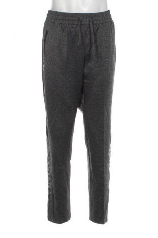 Pantaloni trening de bărbați Unbranded, Mărime L, Culoare Gri, Preț 100,99 Lei