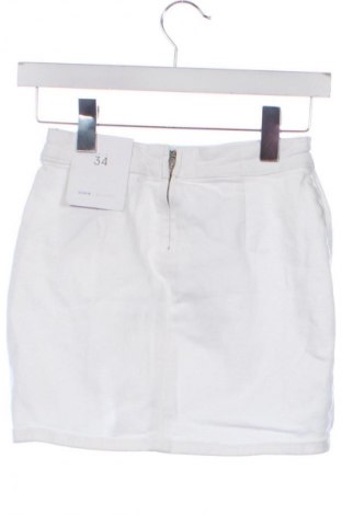 Rock Bershka, Größe XS, Farbe Weiß, Preis € 12,99