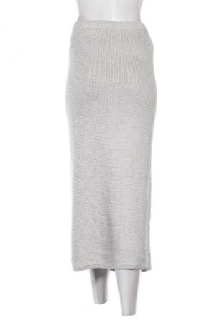 Пола H&M, Размер M, Цвят Сребрист, Цена 16,99 лв.