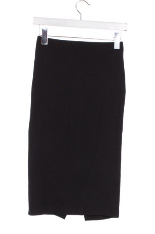 Sukně H&M, Velikost XS, Barva Černá, Cena  297,00 Kč