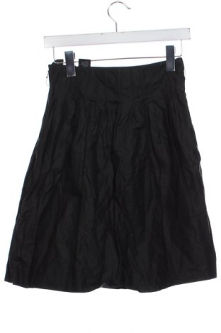 Sukně H&M, Velikost XS, Barva Černá, Cena  242,00 Kč