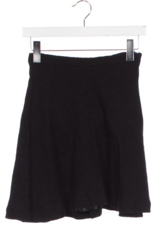 Φούστα Reserved, Μέγεθος XS, Χρώμα Μαύρο, Τιμή 7,83 €