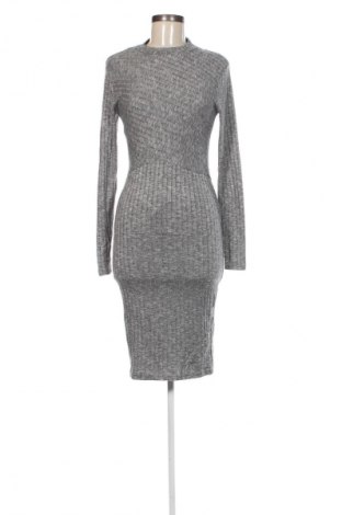 Kleid Amisu, Größe L, Farbe Silber, Preis € 8,99