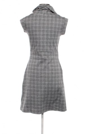 Rochie Apricot, Mărime M, Culoare Multicolor, Preț 102,99 Lei