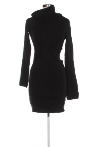 Рокля BCBG Max Azria, Размер S, Цвят Черен, Цена 152,99 лв.