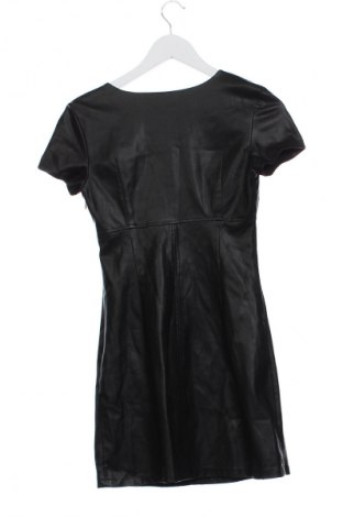 Φόρεμα Bershka, Μέγεθος S, Χρώμα Μαύρο, Τιμή 20,20 €