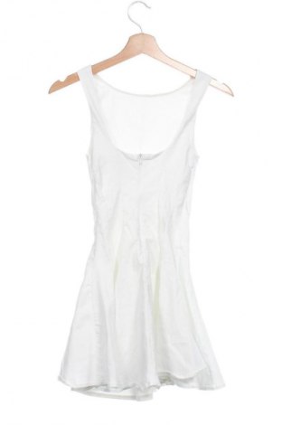 Kleid Bershka, Größe XS, Farbe Weiß, Preis € 11,99