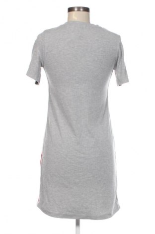Ruha Bershka, Méret M, Szín Sokszínű, Ár 7 079 Ft
