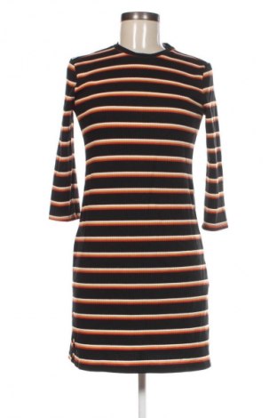 Sukienka Bershka, Rozmiar S, Kolor Kolorowy, Cena 38,99 zł
