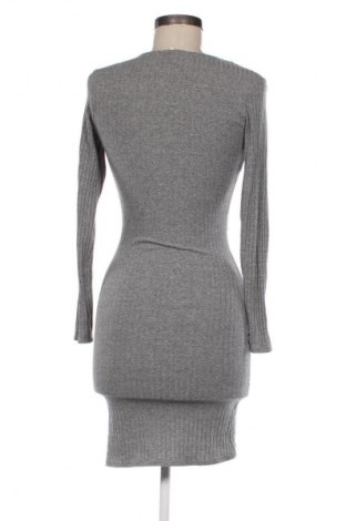 Kleid Bershka, Größe M, Farbe Grau, Preis € 14,83
