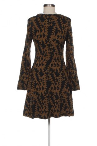 Sukienka Betty Blue, Rozmiar S, Kolor Kolorowy, Cena 268,99 zł